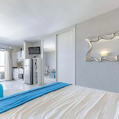 Lovely Lavaggi Sea View Apartment *